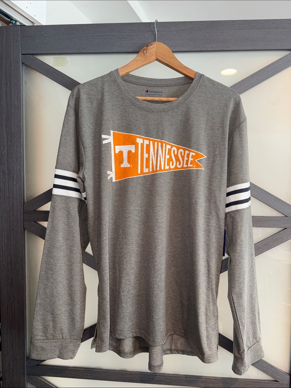 Champion Tennessee Volunteers Long Sleeve Shirt Womens L NWT